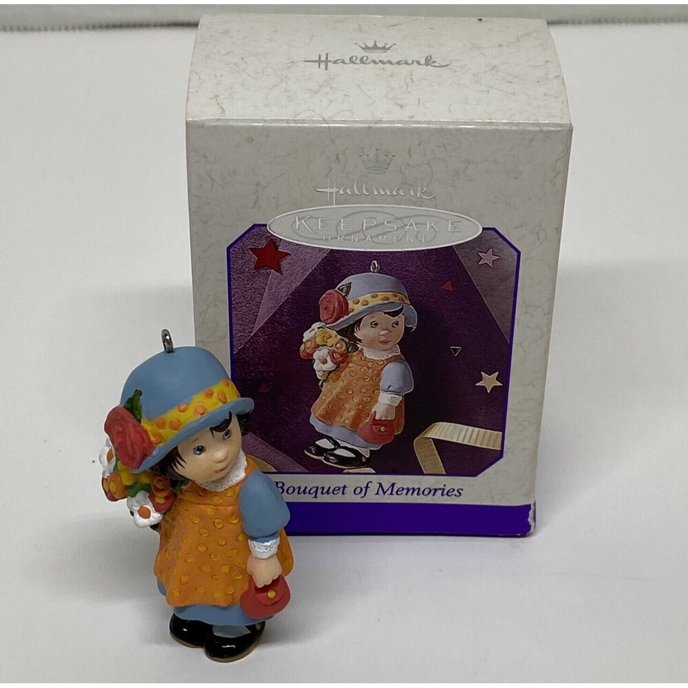Hallmark Keepsake Ornament Bouquet of Memories Hand crafted Dated 1998 Happy